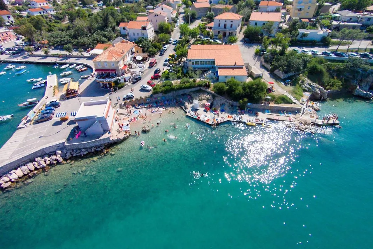 Apartments For Families With Children Silo, Krk - 18685  Silo (Krk)