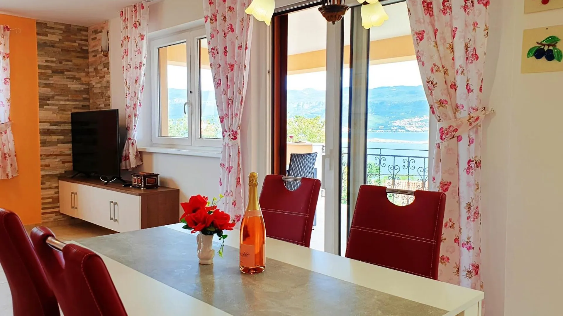 Apartments For Families With Children Silo, Krk - 18685 0*, Silo (Krk) Croatia