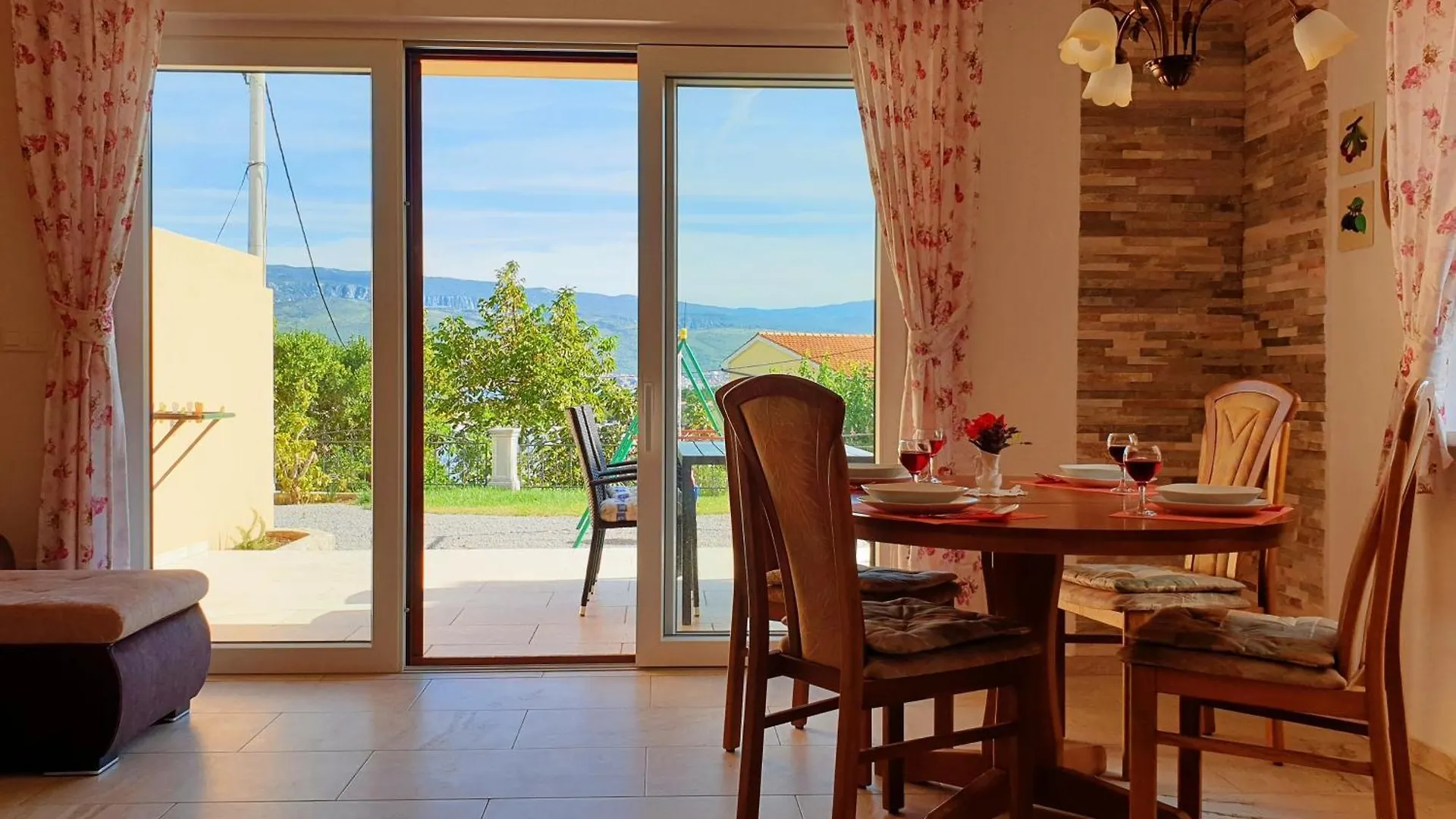 Apartments For Families With Children Silo, Krk - 18685  Silo (Krk)