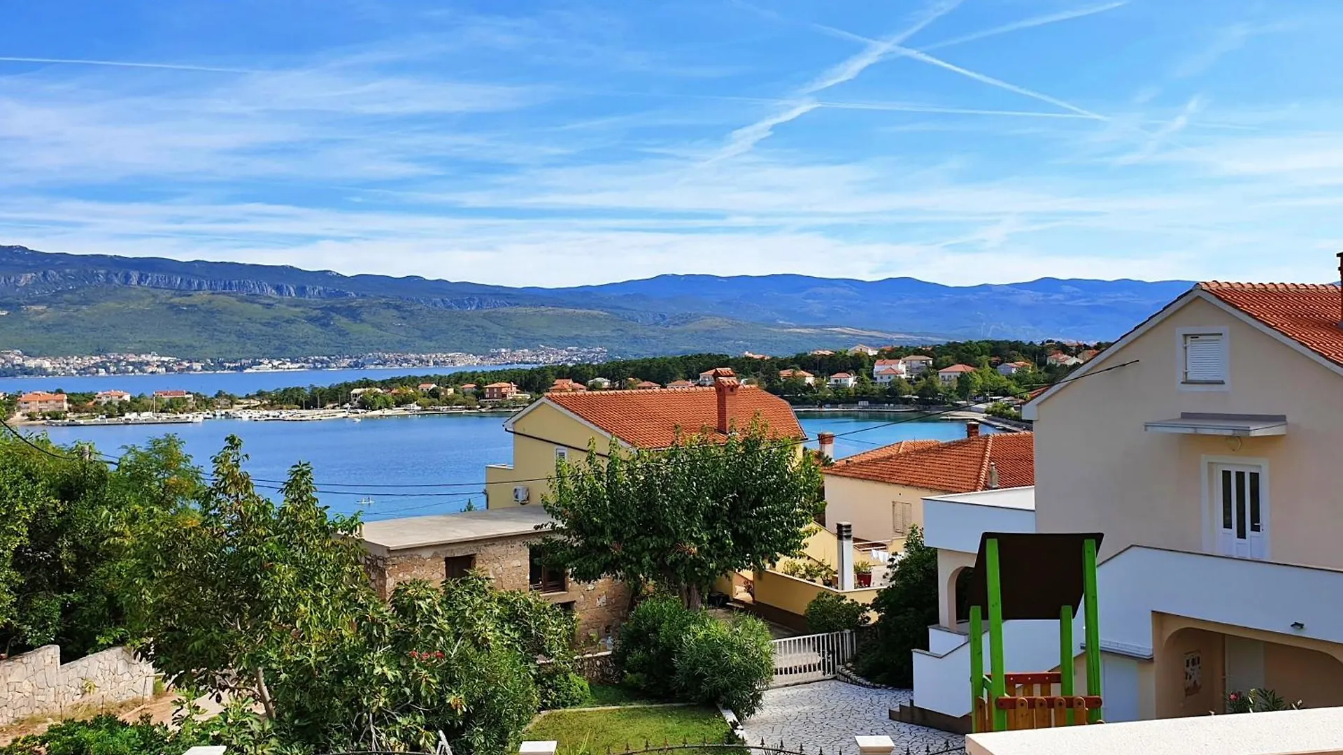 Apartments For Families With Children Silo, Krk - 18685 Croatia