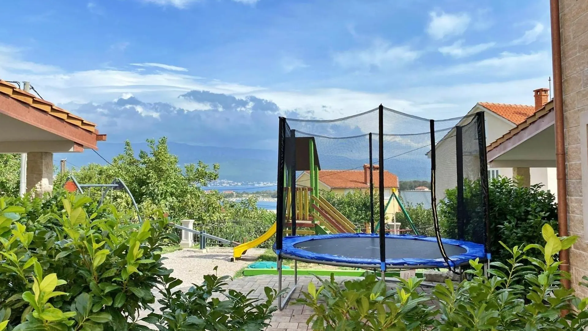 Apartments For Families With Children Silo, Krk - 18685 Croatia