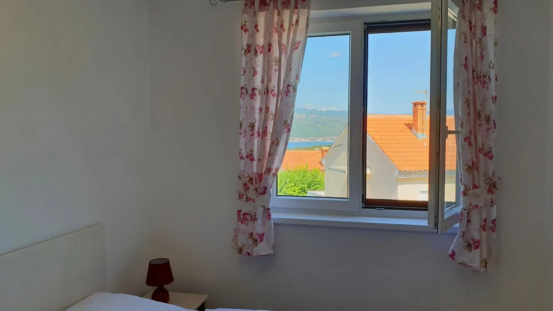 Apartments For Families With Children Silo, Krk - 18685  Silo (Krk)